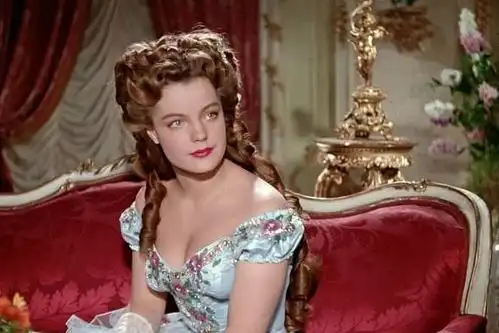 15岁嫁皇帝,61岁死于暗杀,欧洲第一美人悲剧的一生