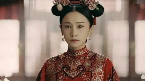 延禧攻略明玉穿上嫁衣时,心疼地说出一句话,点破自尽的秘密