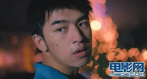 观音山曝终极预告范冰冰鲜血满面销魂激吻
