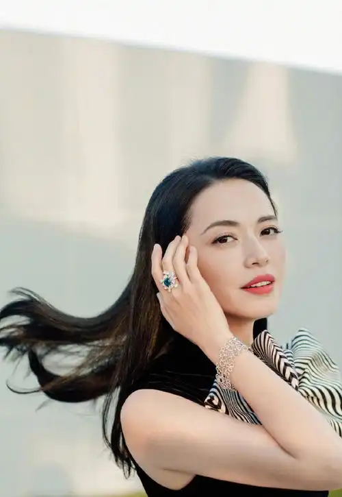 姚晨再失影后曹郁却拿下大满贯,公开调侃老婆得奖运差了点
