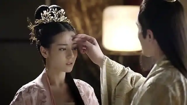 三生三世十里桃花帝君秒变情话王子,小凤九的心脏都快跳出来了
