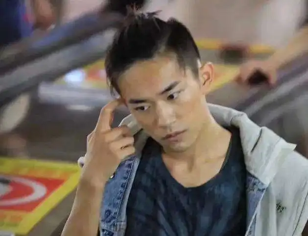 易烊千玺有少年的你,王俊凯有天坑鹰猎,王源有它无敌了
