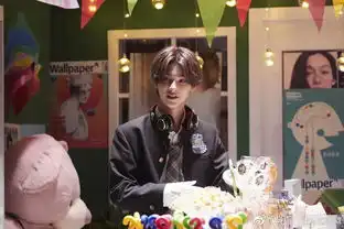 justin黄明昊穿校服化身书二代气质青涩笑容温暖似初恋