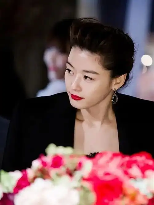 崔俊赫回应婚变传闻我想当全智贤老公,网友我也想