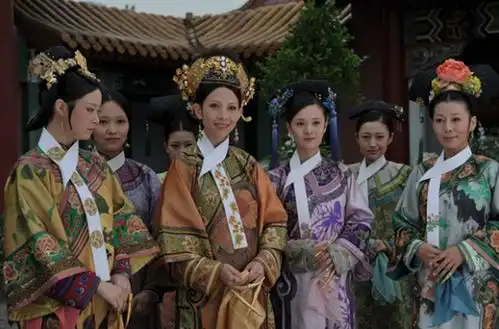 甄嬛传开播十年,陶昕然再扮安陵容尽显贵气,引发众人回忆杀
