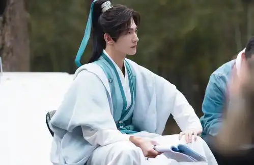 且试天下正式官宣赵露思造型又甜又灵,与杨洋同框超甜
