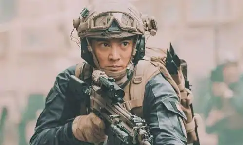 39岁霍思燕再现幸福肥,连衣裙被挤得没缝隙,杜江表情不自然