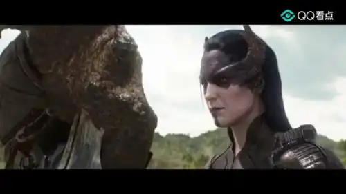 复仇者联盟3美队和黑豹瓦坎达大战灭霸军团,雷神及时救场