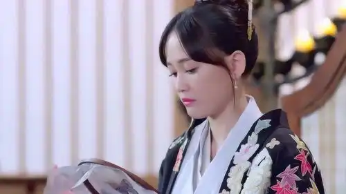 独孤皇后公主看伽罗,说阿史那没事,给伽罗送汤药