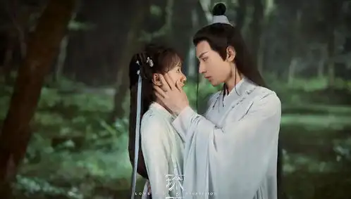 杨紫成毅新剧女主女二同框,网友直呼杨紫被艳压