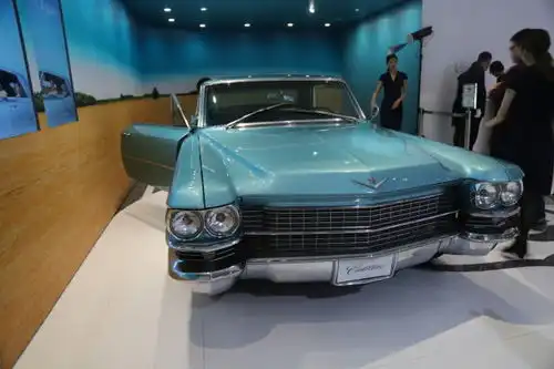 绿皮书,1962款凯迪拉克sedandeville
