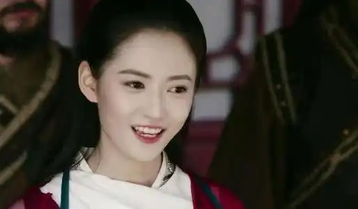 月上重火一口气12集上官透为雪芝疗伤,却遭雪芝拒绝
