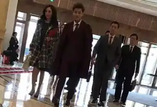 杨幂被种小草莓真相是