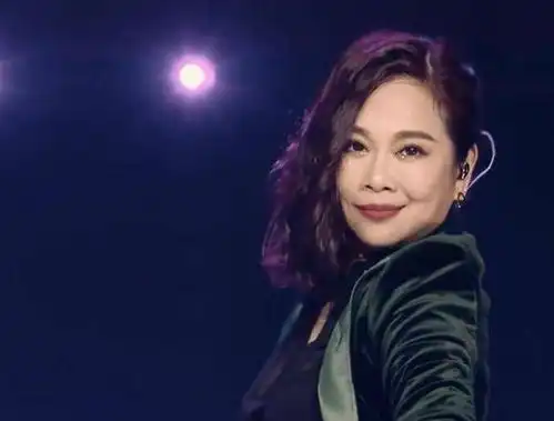 年轻时倾国倾城,嫁情深深雨蒙蒙最帅配角,现模样大变认不出