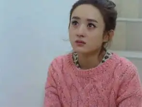 圆脸赵丽颖摆脱可爱只差一支眉毛
