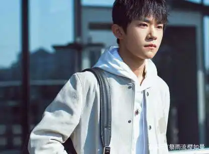 众多男星被草图君p成魔仙,易烊千玺被刷屏,看到岳云鹏笑坏网友