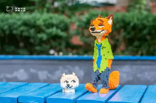 疯狂动物城狐尼克微积木颗粒造型设计
