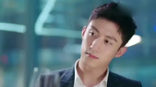 宋凛跟周放上演办公室名场面,甜蜜暴击