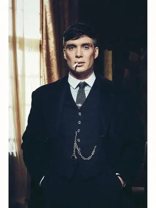 诺兰导演电影奥本海默,男主浴血黑帮汤米,内地定档8.30
