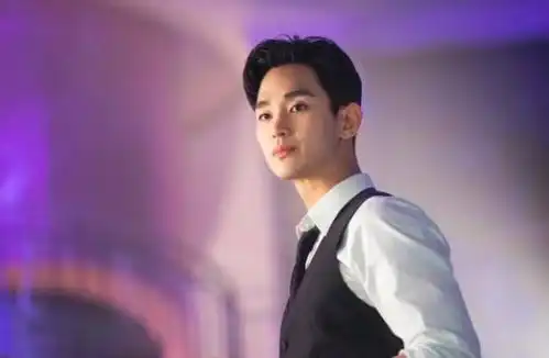 爱的迫降今晚回归,新剧照信息量超大,男二女二有望感情升温
