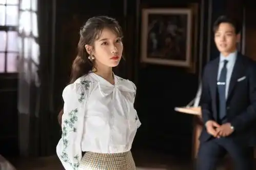 张满月德鲁纳酒店幕后花絮照古装帅气vs现代干练