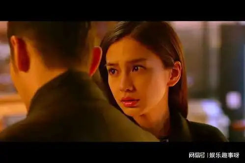 黄晓明拍戏被泼泡面,何以笙箫默与老婆演兄妹,唐嫣成为赢家
