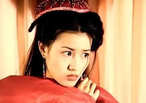 金庸最怪作品,他让色中饿鬼当主角,当武林至尊,结果成就了经典