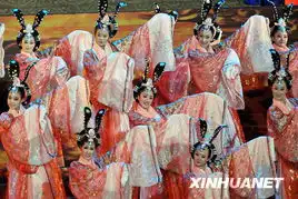 张艺谋新版图兰朵首演昨晚惊艳鸟巢
