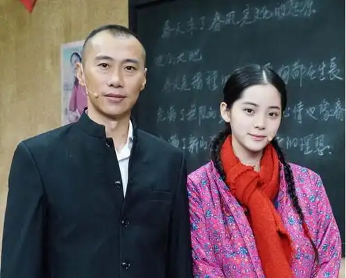 陈龙辛芷蕾黄圣依郑昊集体回应娱乐圈就缺袁立这种爽快人
