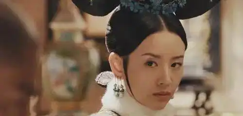 甄嬛传甄嬛那么讨厌富察贵人,为何还选了富察氏当皇后
