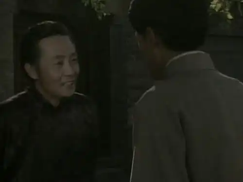 四世同堂为了攀高枝,这要把自己女儿也要搭进去,太不是东西了
