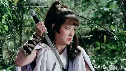 重温白娘子传奇幕后剧照,方知许仙颜值不低于白娘子