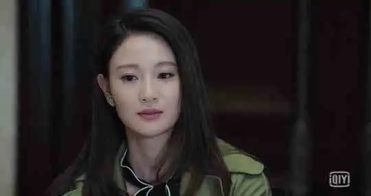 猎毒人侯梦莎不惧挑战刻画女律师,沙漠中化身万人迷圈粉