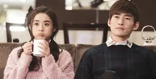 36岁张翰和25岁孟子义组成孟翰药cp两人相差11岁太甜了
