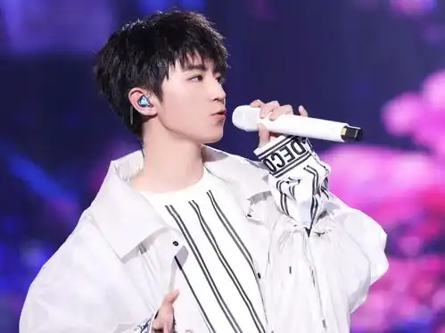 易烊千玺王源王俊凯的成功,让时代峻峰无视了马嘉祺背负的压力
