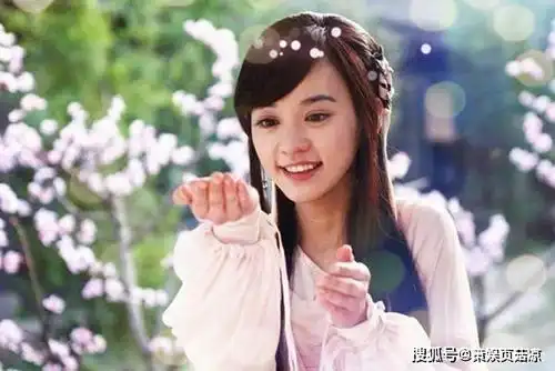 陈意涵晒老公另类示爱方式,古灵精怪似18少女,奉子成婚太幸福
