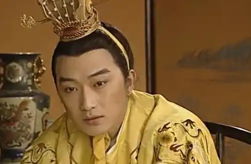 嫡长子继承制宗法制的核心,却被别有用心者曲解为长房继承制