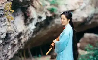 杨幂过生日不忘拍戏,剧照美艳,网友却说求你不要再毁我孟扶摇
