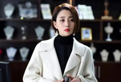 人世间演技绝了殷桃凭啥把中年女演员这副烂牌打成王炸
