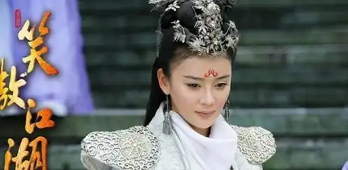 笑傲江湖任盈盈的每个版本都有自己的优点,但是一旦她出现在图