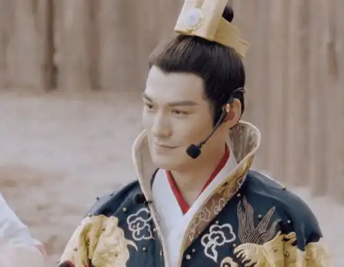 爷青回吴奇隆时隔20年再扮萧十一郎,乔振宇眉间点朱砂重现经典