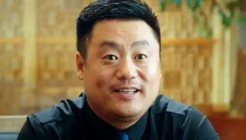 综合几种情况来看,宋晓峰已成为乡村爱情的绝对男一号
