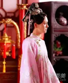 寂寞空庭春欲晚郑爽古装造型美得冒泡
