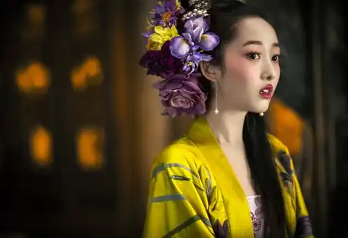 蒋梦婕开百万豪车,住北京百平米房子,感慨同学没钱生不起孩子
