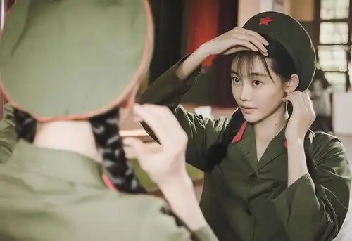 回顾与郑凯一见钟情,有钱有颜却终分道扬镳,程晓玥输给苗苗了
