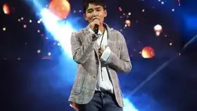 180927厉旭表演包括那样的夜小王子首尔的月等三首歌曲