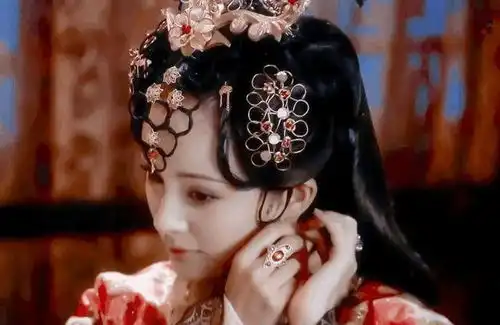 很多人都没有看过杨幂的王昭君,我觉得这才是她颜值的巅峰
