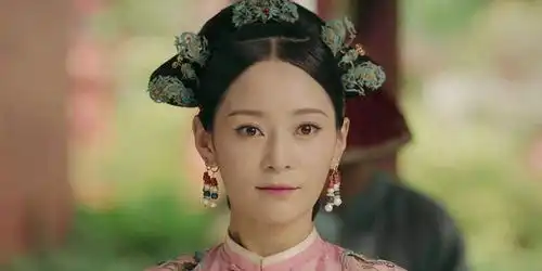 有种不成器叫容嬷嬷儿子,出道15年不温不火,媳妇比他红
