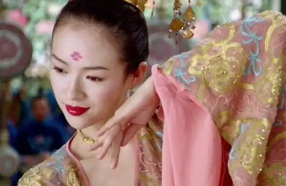 他成功取代胡歌与章子怡开拍电视剧帝王业