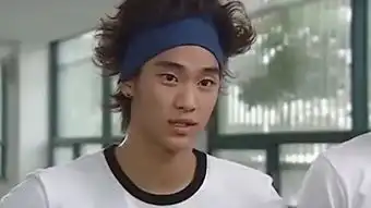 泡菜奶酪微笑高清
